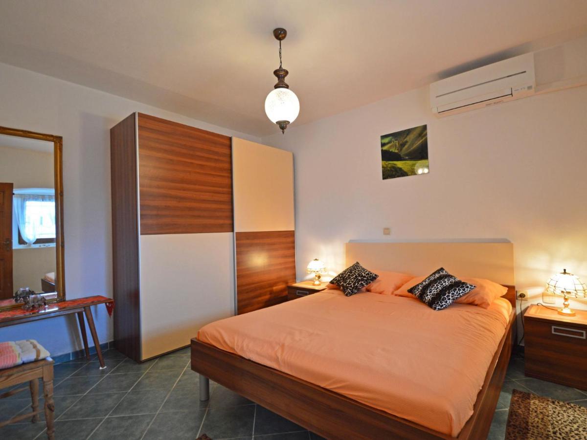 Apartment Villa Karolina By Interhome Opric エクステリア 写真